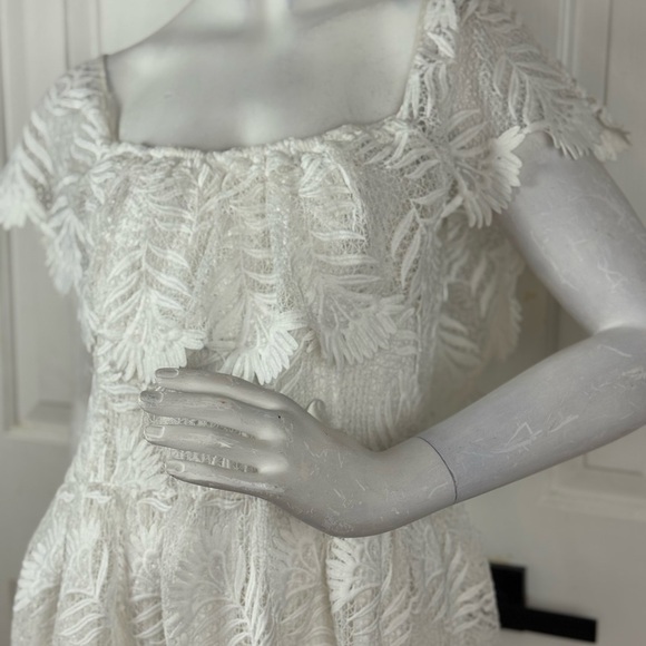 Lovers + Friends White Off-Shoulder Flutter Sleeve Sundress. C36 - Picture 8 of 16